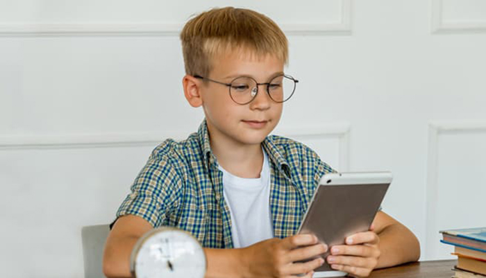 Лечение миопии у детей и подростков