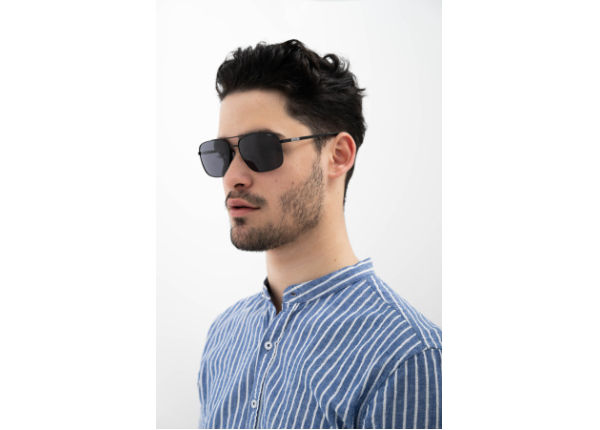 INVU IB12521B с чехлом 20201 Солнцезащитные очки