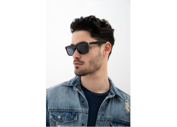 INVU IB22532B с чехлом 20201 Солнцезащитные очки