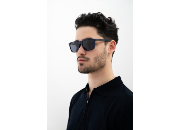 INVU IB22530B с чехлом 20201 Солнцезащитные очки