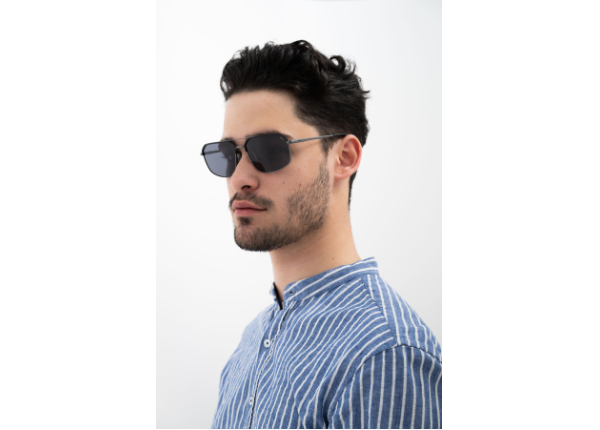 INVU IB12508A с чехлом 20201 Солнцезащитные очки