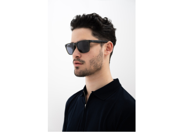 INVU IB22462D с чехлом 20201 Солнцезащитные очки