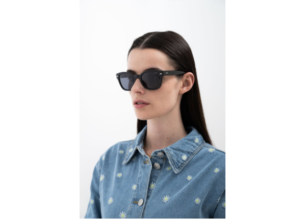 INVU IB22546A с чехлом 20201 Солнцезащитные очки