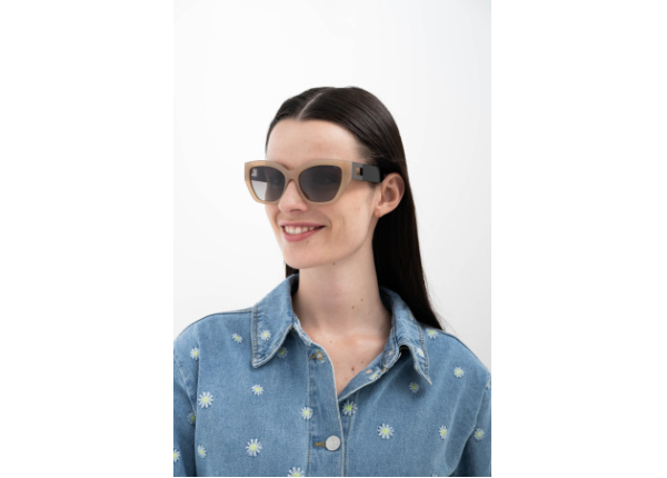 INVU IB22553B с чехлом 20201 Солнцезащитные очки