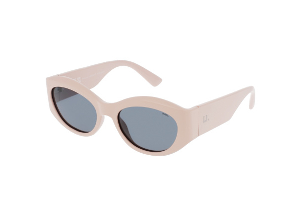 INVU IB22435C с чехлом 20201 Солнцезащитные очки